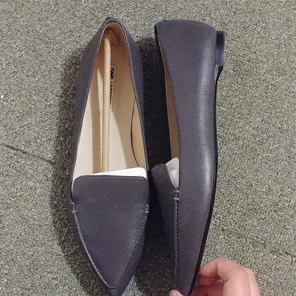 Karl Lagerfeld Flats - Picture 2 of 3